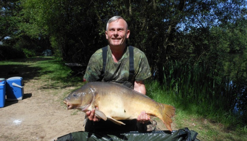 A 40 lb 8 oz carp from Lillypool, Peter Buckley, May 2018