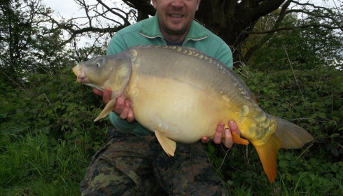 A 25 lb 6 oz carp from Lillypool, Martin Larner, Apr 2012