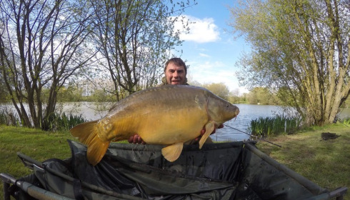A 44 lb carp from Lillypool, Craig Sheffield, Apr 2016