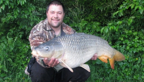 A 27 lb 12 oz carp from Lillypool, Mike Walker, May 2013