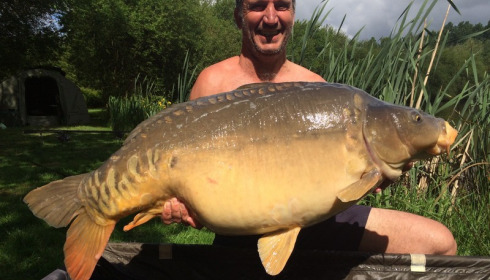 A 49 lb 4 oz carp from Lillypool, Mark Russell, May 2017