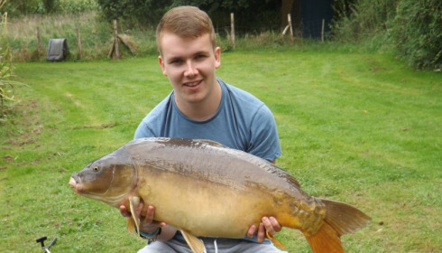 A 27 lb 6 oz carp from Lillypool, Aaron Brigginshaw, Sep 2014