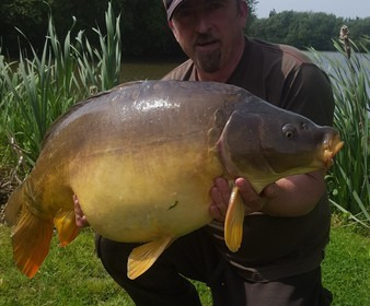 A 34 lb 2 oz carp from Lillypool, Richard Back, May 2017