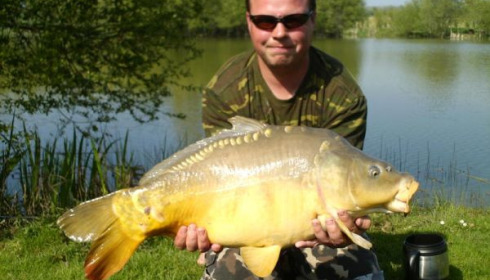 A 23 lb 6 oz carp from Lillypool, Andy Talbot, Apr 2011