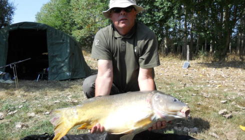 A 39 lb 8 oz carp from Lillypool, Gary, Aug 2013