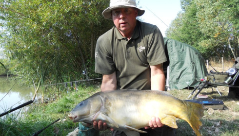 A 38 lb 2 oz carp from Lillypool, Gary, Aug 2013