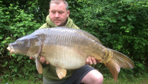 A 25 lb carp from Lillypool, Eddie Hudson, May 2017