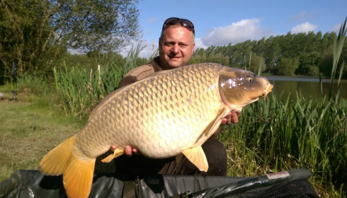 A 32 lb 1 oz carp from Lillypool, Shane Welch, May 2015