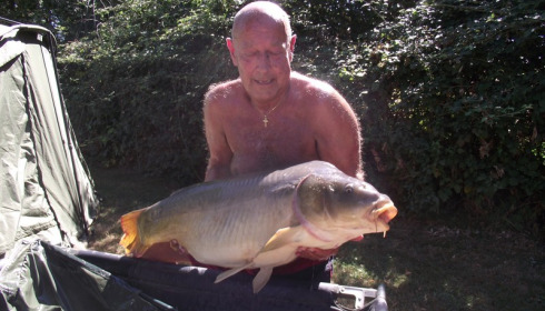 A 32 lb 8 oz carp from Lillypool, Dave Lock, Sep 2016