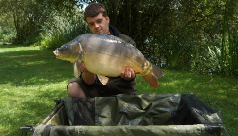 A 27 lb carp from Lillypool, Dave Perry, Aug 2014