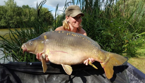 A 25 lb 12 oz carp from Lillypool, Abi Bainbridge, Aug 2016