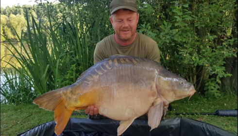 A 33 lb 10 oz carp from Lillypool, Glynn Jones, Jul 2018