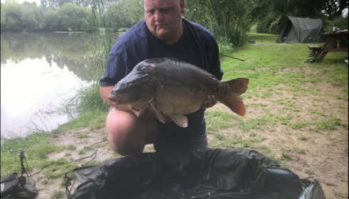 A 29 lb 12 oz carp from Lillypool, Deryn Seagrove, Jun 2018