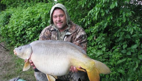 A 29 lb carp from Lillypool, Mike Walker, May 2013
