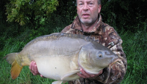 A 25 lb 2 oz carp from Lillypool, Peter James, May 2013