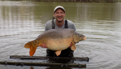 A 41 lb 5 oz carp from Lillypool, Jamie Miller, Apr 2016