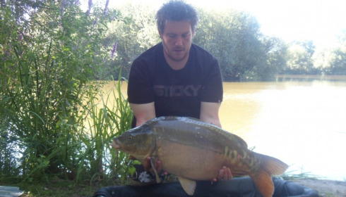 A 26 lb 9 oz carp from Lillypool, Nick Willetts, Jul 2015