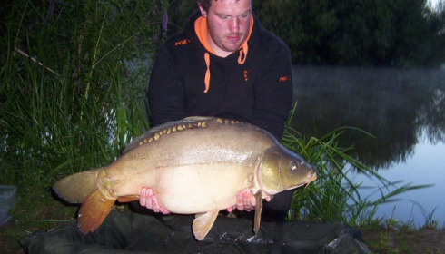 A 26 lb 4 oz carp from Lillypool, Nick Willetts, Jul 2015