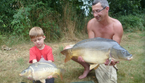A 22 lb 3 oz carp from Lillypool, Dave Brown, Aug 2013
