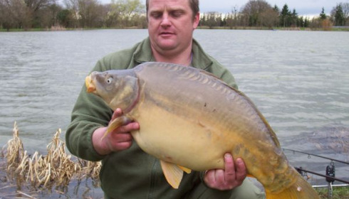 A 24 lb 4 oz carp from Lillypool, Mar 2010