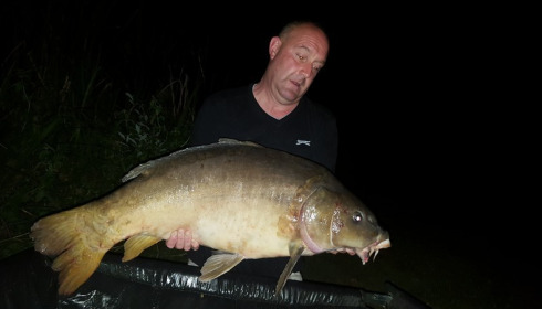 A 37 lb 12 oz carp from Lillypool, Richard May, Jul 2016
