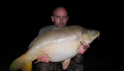 A 29 lb 6 oz carp from Lillypool, Mar 2010