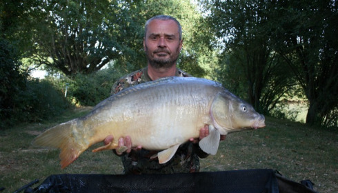 A 27 lb 6 oz carp from Lillypool, Rob Antrobus, Sep 2016