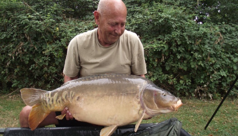 A 43 lb 12 oz carp from Lillypool, Dave Lock, Sep 2016