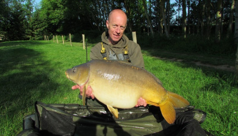 A 32 lb 4 oz carp from Lillypool, Darren Ford, May 2018