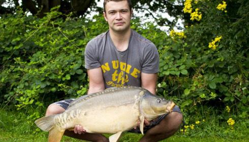 A 26 lb 8 oz carp from Lillypool, C Goldstraw group, Aug 2012