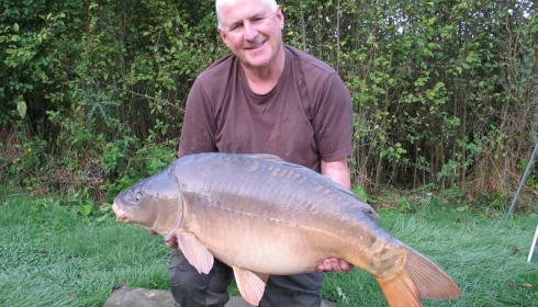 A 38 lb carp from Lillypool, Merv Oakenfull, Sep 2016