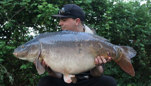 A 45 lb 2 oz carp from Lillypool, Chris Hayward, May 2018