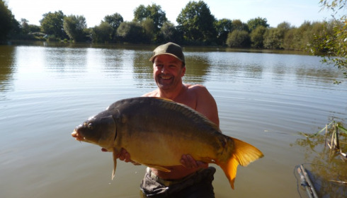 A 22 lb 13 oz carp from Lillypool, Graham Searle, Sep 2014