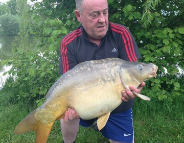 A 27 lb 10 oz carp from Lillypool, Billy Soar, May 2013