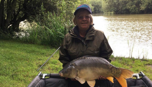 A 20 lb 8 oz carp from Lillypool, Fran Hill, Jun 2016