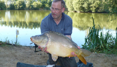 A 25 lb 8 oz carp from Lillypool, Andy, Sep 2013