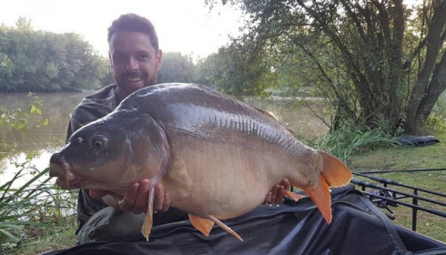 A 20 lb 4 oz carp from Lillypool, Jon Elsom, Aug 2017