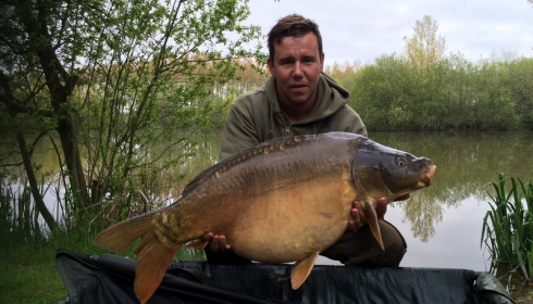 A 27 lb carp from Lillypool, Will, May 2016