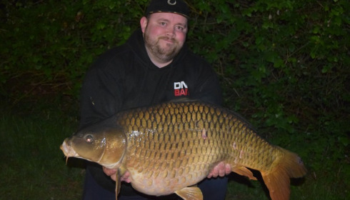 A 37 lb 3 oz carp from Lillypool, Scott Oakley, Apr 2018