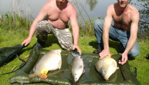 A carp from Lillypool, Andy Talbot and mark, Apr 2011