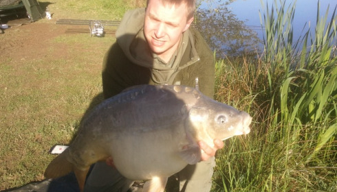A 21 lb 6 oz carp from Lillypool, Matt Burchell, May 2012