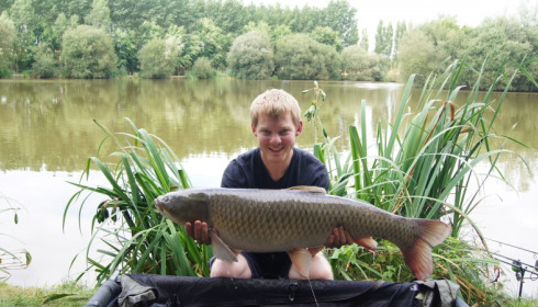 A 25 lb 7 oz grass carp from Lillypool, Lee Turley, Jul 2015