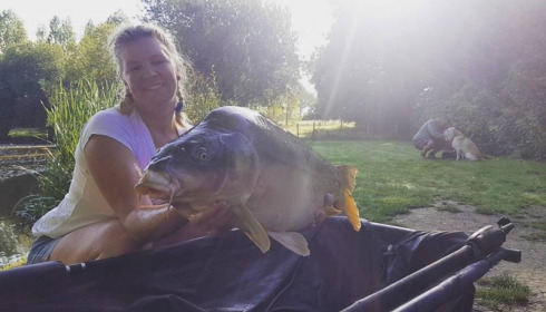 A 32 lb 8 oz carp from Lillypool, Abi Bainbridge, Aug 2017