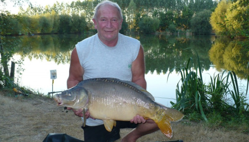 A 24 lb 13 oz carp from Lillypool, Tony, Sep 2013