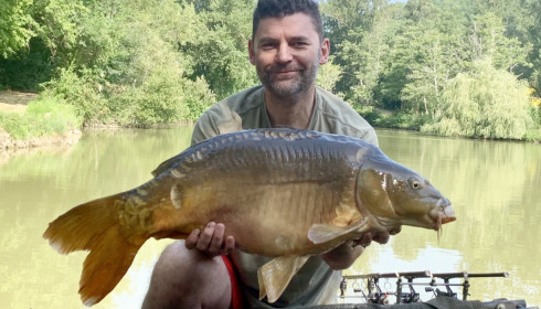 A 23 lb 14 oz carp from Mas Bas Lotus Lake, Darren Williams, Jun 2021