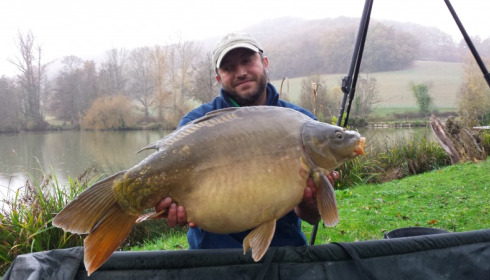 A 33 lb 4 oz carp from Mas Bas Lotus Lake, Gilles , Nov 2014