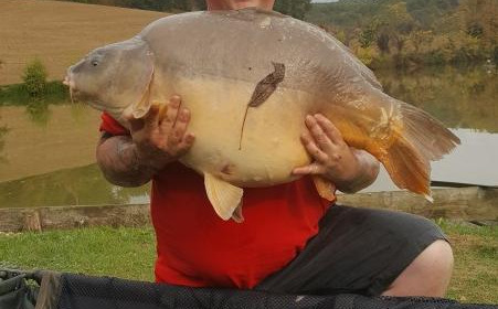 A 45 lb 2 oz carp from Mas Bas Main Lake, Matthew Upson, Oct 2016