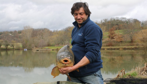 A 50 lb 9 oz carp from Mas Bas Main Lake, Mar 2013