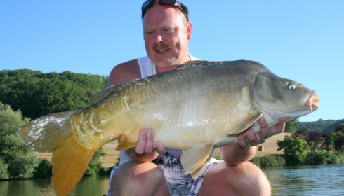 A 27 lb 1 oz carp from Mas Bas Main Lake, Sander Beijderwellen, Aug 2016