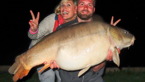 A 46 lb 4 oz carp from Mas Bas Main Lake, Graham Reid, May 2015
